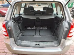 Gris / plata Usado 2009 Opel Zafira Cosmo Monovolumen | 6000 € (Caro)