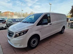 Blanco Usado 2022 Mercedes Vito Monovolumen | 25.900 €