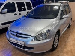 Gris / plata Usado 2003 Peugeot 307 Familiar | 3395 € (Precio justo)