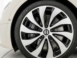 Blanco Usado 2023 Bentley Continental GT Convertible Descapotable | 310.000 €
