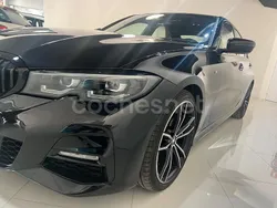Negro Usado 2021 BMW 320e Comfort Edition Berlina | 35.990 € (Un poco caro)