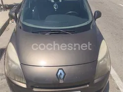 Marrón Usado 2009 Renault Mégane III Privilege Berlina | 6000 € (Un poco caro)