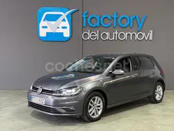 Gris / plata Usado 2019 VW Golf VII Advance Berlina | 14.900 € (Precio justo)