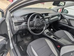Gris / plata Usado 2017 Toyota Avensis Advance Berlina | 11.990 € (Precio justo)