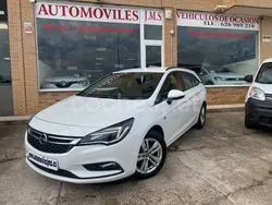 Blanco Usado 2019 Opel Astra Selective Familiar | 9500 € (Precio justo)