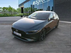 Gris Usado 2021 Mazda 3 Utilitario | 22.200 € (Precio justo)
