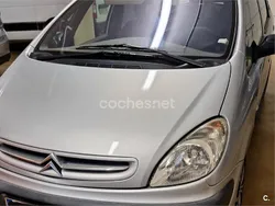 Gris / plata Usado 2002 Citroën Xsara Picasso Monovolumen | 2500 € (Precio justo)