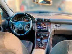 Mercedes C200