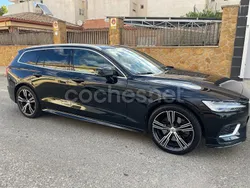 Negro Usado 2020 Volvo V60 Inscription Familiar | 27.500 € (Precio justo)