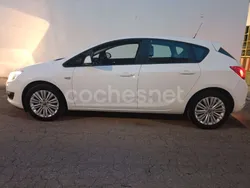 Blanco Usado 2015 Opel Astra Excellence Berlina | 6900 € (Precio justo)