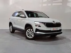 Blanco Usado 2023 Skoda Karoq Ambition SUV | 25.799 € (Precio justo)