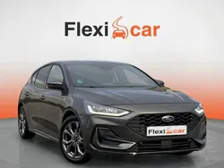Gris Usado 2022 Ford Focus ST-Line Berlina | 14.890 € (Buen precio)