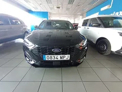 Negro Usado 2024 Ford Focus ST-Line Berlina | 22.900 € (Precio justo)