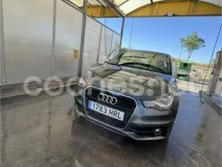 Gris / plata Usado 2013 Audi A1 Ambition Utilitario | 9000 € (Buen precio)