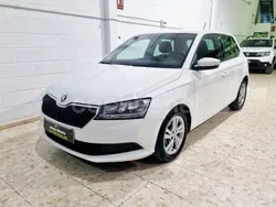 Blanco Usado 2021 Skoda Fabia Ambition Utilitario | 12.500 € (Precio justo)