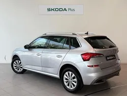 Gris plata Usado 2023 Skoda Kamiq Ambition SUV | 17.990 € (Precio justo)