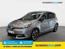 Gris / plata Usado 2016 Renault Scénic III Bose Edition Monovolumen | 9850 € (Precio justo)