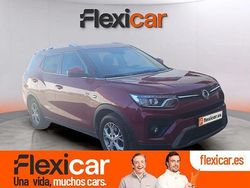 Rojo Usado 2023 Ssangyong (KGM) Tivoli SUV | 12.990 €