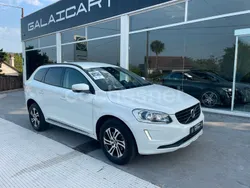 Blanco Usado 2016 Volvo XC60 Momentum SUV | 18.500 € (Precio justo)