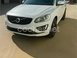 Blanco Usado 2017 Volvo XC60 R-Design Momentum SUV | 20.000 €