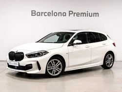 Blanco Usado 2023 BMW 118 Comfort Edition Utilitario | 35.990 €