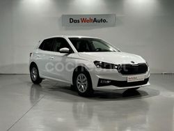Blanco Usado 2024 Skoda Fabia Ambition Utilitario | 17.500 € (Precio justo)