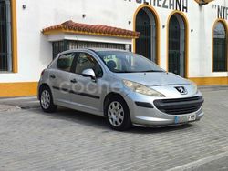 Gris / plata Usado 2007 Peugeot 207 Berlina | 2590 € (Buen precio)