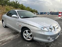Gris / plata Usado 2002 Hyundai Coupé Coupe | 4900 €