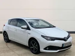 Toyota Auris Hybrid