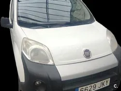 Blanco Usado 2015 Fiat Fiorino Monovolumen | 6200 € (Caro)