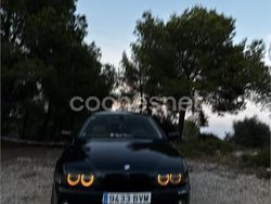 Verde Usado 2002 BMW 530 Exclusive Berlina | 4900 €