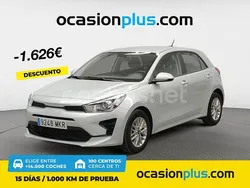 Gris / plata Usado 2023 Kia Rio Berlina | 17.890 € (Caro)
