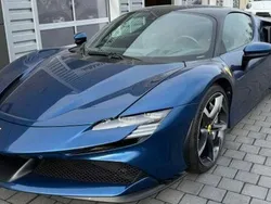 Azul Usado 2023 Ferrari SF90 Coupe | 366.900 €