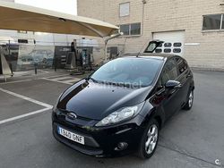 Negro Usado 2009 Ford Fiesta Trend Berlina | 5900 €