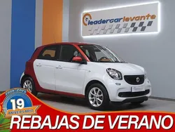 Blanco Usado 2018 Smart ForFour Passion Berlina | 13.900 € (Un poco caro)