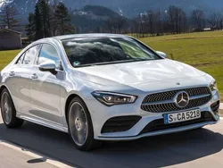 Plateado Usado 2020 Mercedes CLA200 Coupe | 28.990 € (Precio justo)