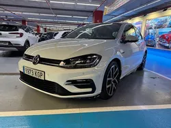 Blanco Usado 2018 VW Golf VII Sportline Utilitario | 21.990 € (Un poco caro)