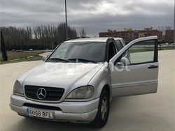 Gris / plata Usado 2001 Mercedes ML270 SUV | 3780 € (Buen precio)