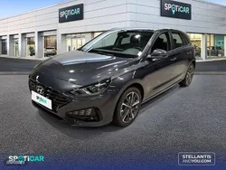 Gris Usado 2021 Hyundai i30 Berlina | 15.900 € (Precio justo)