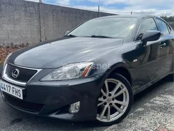 Gris / plata Usado 2006 Lexus IS220d Luxury Line Berlina | 5500 € (Precio justo)
