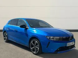 Azul Usado 2023 Opel Astra Elegance Berlina | 18.700 € (Precio justo)