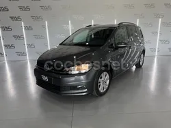Gris / plata Usado 2020 VW Touran Advance Monovolumen | 21.900 € (Precio justo)