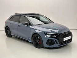 Gris Usado 2023 Audi RS3 Sportback Sport Utilitario | 68.900 € (Precio justo)