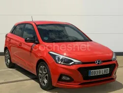 Rojo Usado 2019 Hyundai i20 Berlina | 16.900 € (Caro)