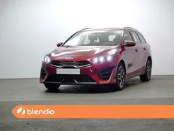 Rojo Usado 2022 Kia Ceed Familiar | 30.400 €