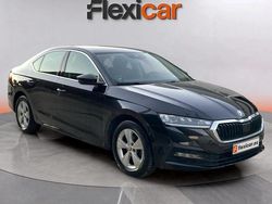 Negro Usado 2021 Skoda Octavia Ambition Berlina | 16.490 € (Buen precio)