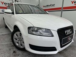 Blanco Usado 2011 Audi A3 Sportback Ambiente Utilitario | 9900 € (Precio justo)