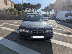 Azul Usado 2001 BMW 316 Berlina | 2000 €