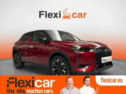 Rojo Usado 2023 DS Automobiles DS3 Crossback E-Tense Opera SUV | 23.690 € (Super precio)
