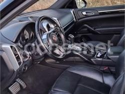 Negro Usado 2015 Porsche Cayenne S E-Hybrid SUV | 42.000 €